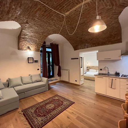 Suite The Brick - Host By Traveller'S Nest Turín Exterior foto