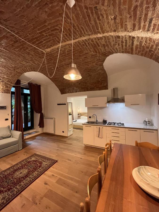 Suite The Brick - Host By Traveller'S Nest Turín Exterior foto