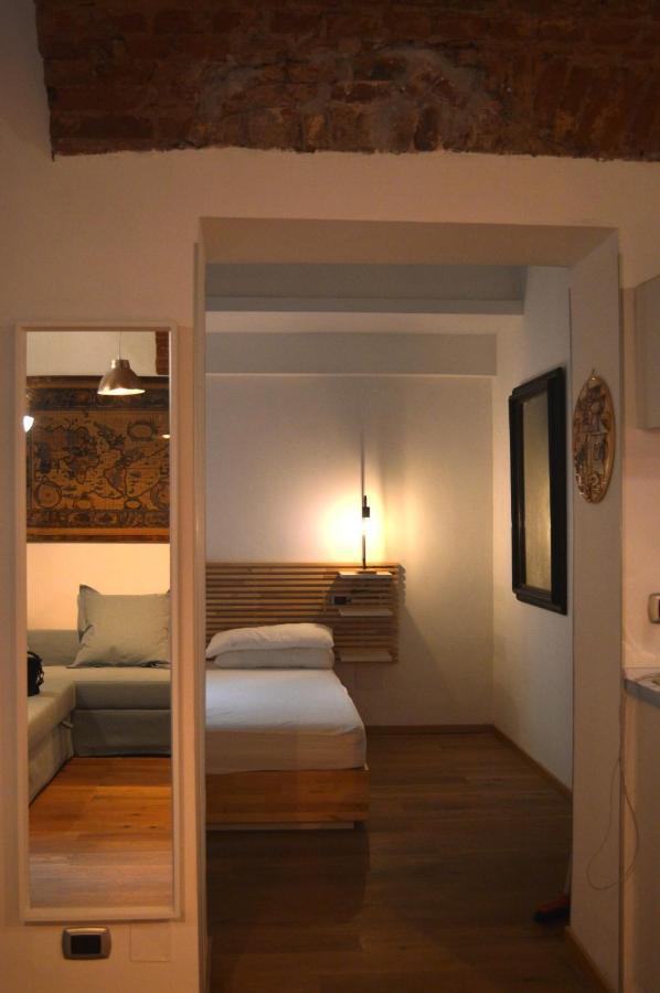 Suite The Brick - Host By Traveller'S Nest Turín Exterior foto